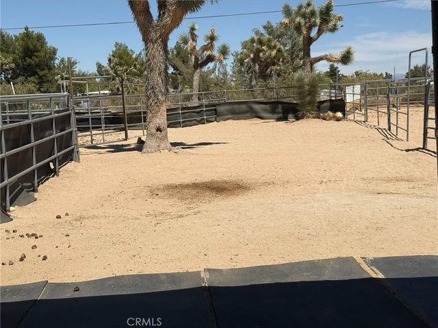 6473 Chevoit, Phelan, CA 92371
