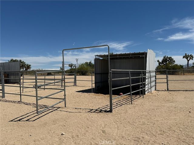 6473 Chevoit, Phelan, CA 92371
