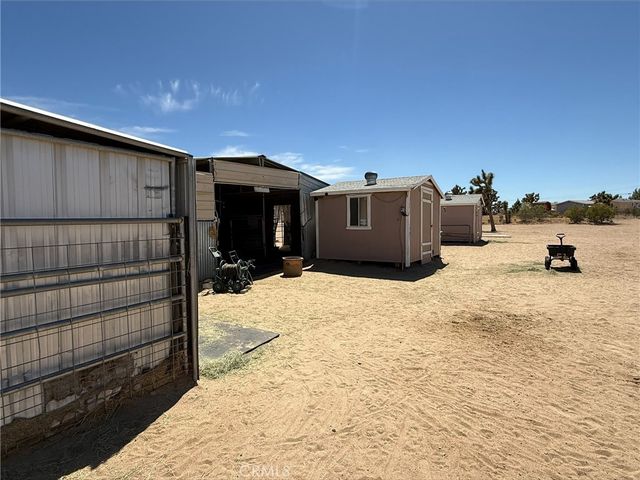 6473 Chevoit, Phelan, CA 92371