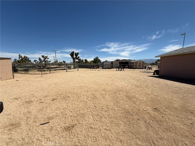 6473 Chevoit, Phelan, CA 92371