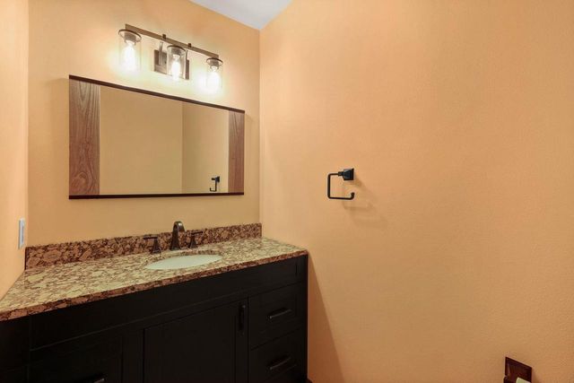 420 Melody Lane, Verona, WI 53593