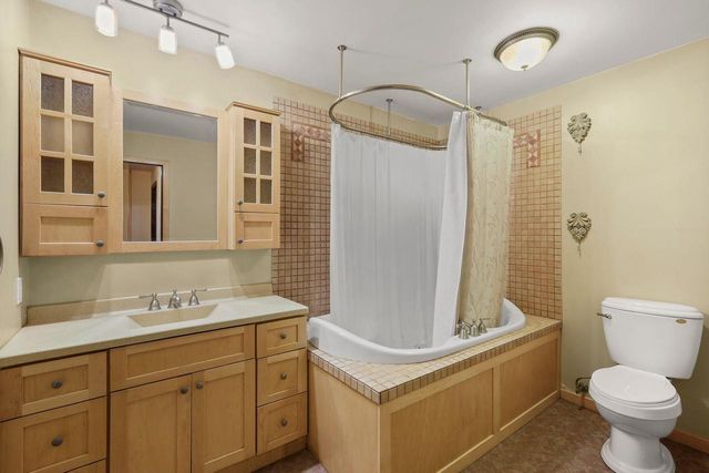 420 Melody Lane, Verona, WI 53593