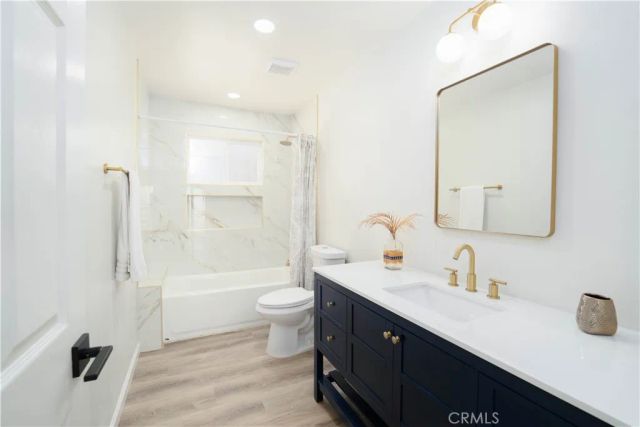 1205 Via Del Cerro, Vista, CA 92084