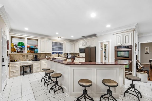 19235 Kessington Lane, Houston, TX 77094