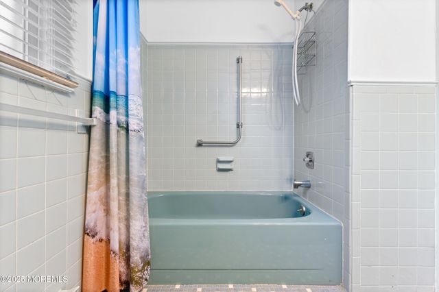 170 Courtshire Drive, Brick, NJ 08723