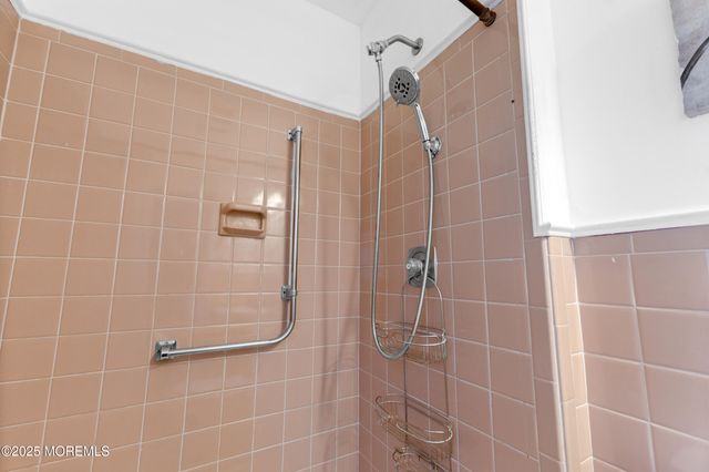 170 Courtshire Drive, Brick, NJ 08723