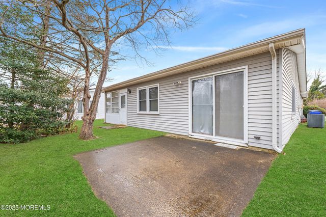 170 Courtshire Drive, Brick, NJ 08723