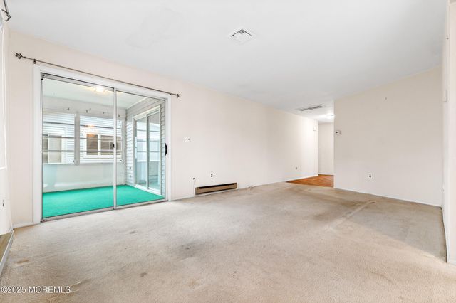 170 Courtshire Drive, Brick, NJ 08723