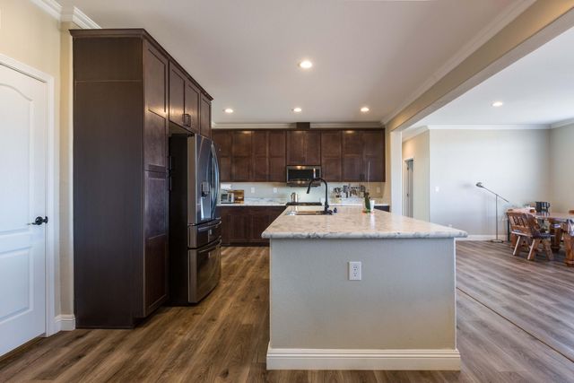 143 Nm 217, Edgewood, NM 87015