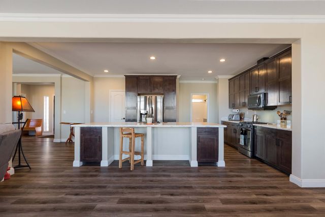 143 Nm 217, Edgewood, NM 87015