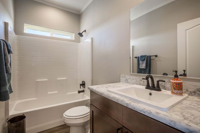 143 Nm 217, Edgewood, NM 87015