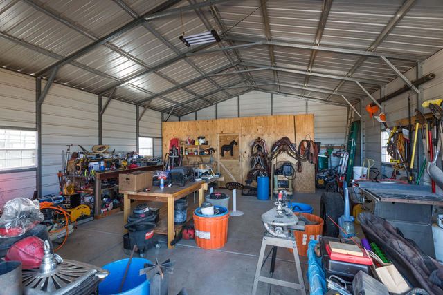 143 Nm 217, Edgewood, NM 87015