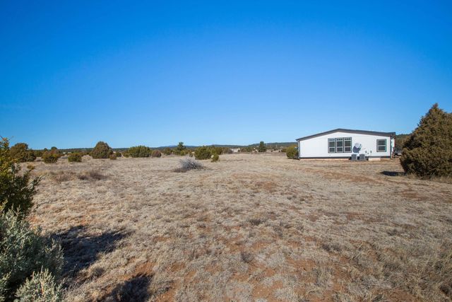 143 Nm 217, Edgewood, NM 87015