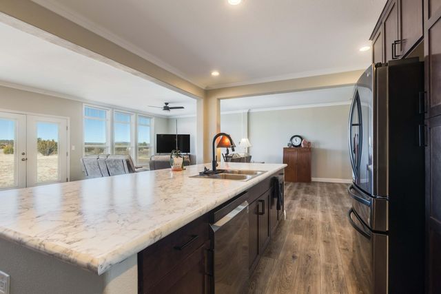 143 Nm 217, Edgewood, NM 87015