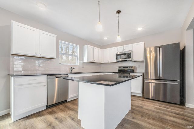 23179 Rumford Drive, South Bend, IN 46628