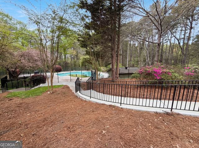 1013 Dunbar Drive, Atlanta, GA 30338