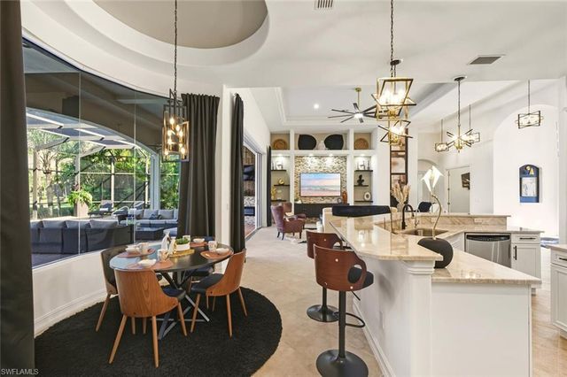 8977 Crooked Stick CT, Naples, FL 34113