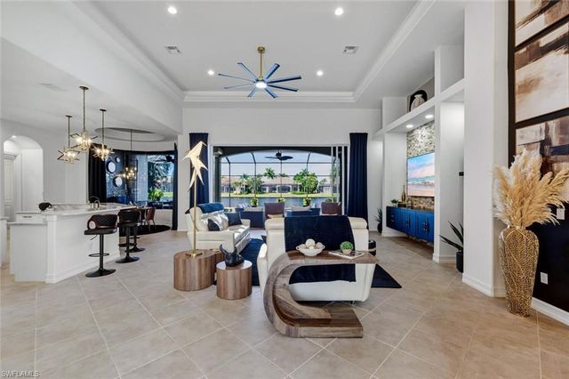 8977 Crooked Stick CT, Naples, FL 34113