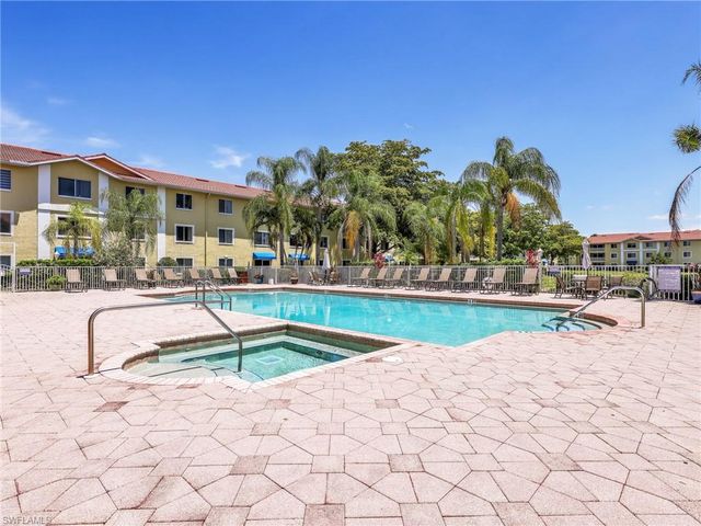 8284 Key Royal CIR 1331, Naples, FL 34119