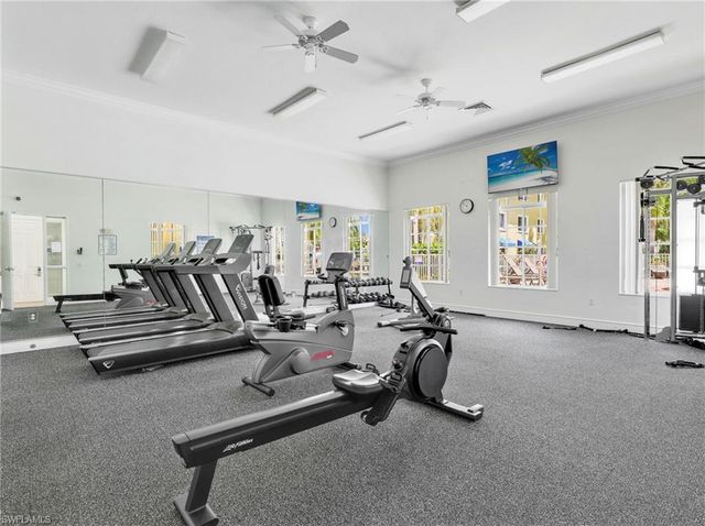 8284 Key Royal CIR 1331, Naples, FL 34119