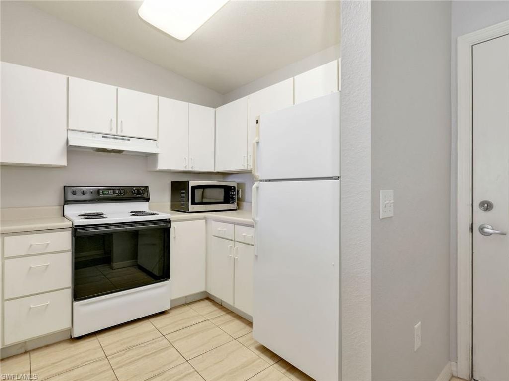 8284 Key Royal CIR 1331, NAPLES, FL 34119 — photo 5