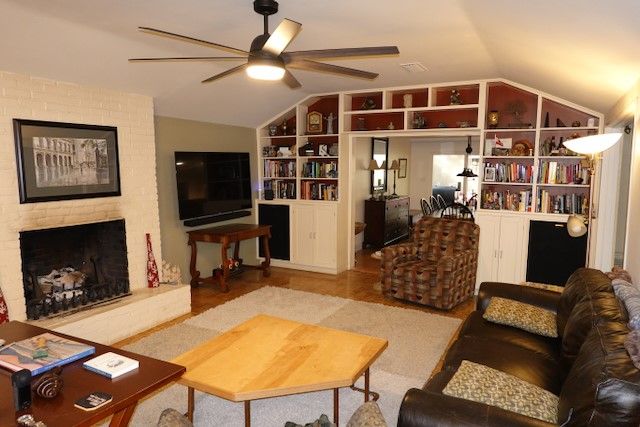 4118 Fairfield Avenue, Shreveport, LA 71106