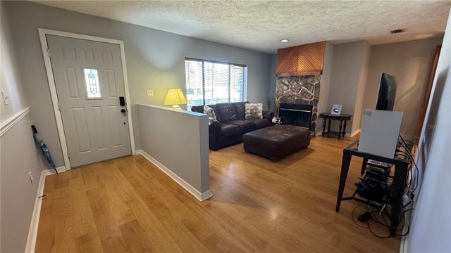 18619 YOCAM AVENUE, Lutz, FL 33549