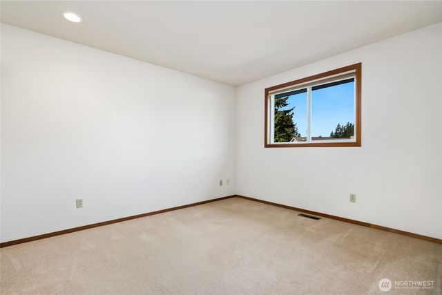 5430 170th Place SW, Lynnwood, WA 98037