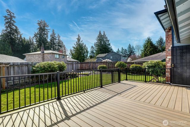 5430 170th Place SW, Lynnwood, WA 98037