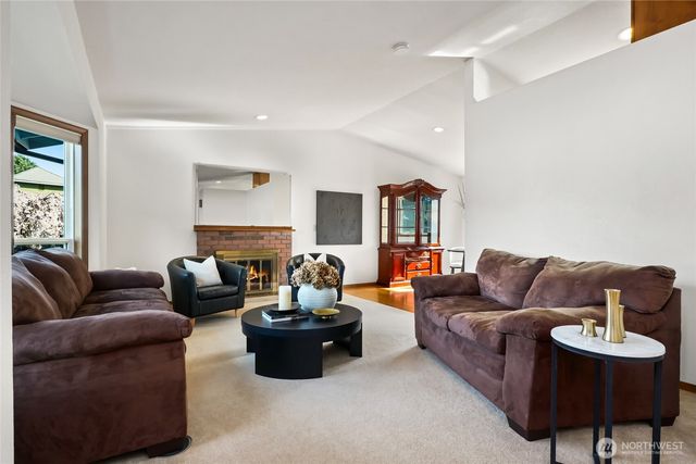 5430 170th Place SW, Lynnwood, WA 98037