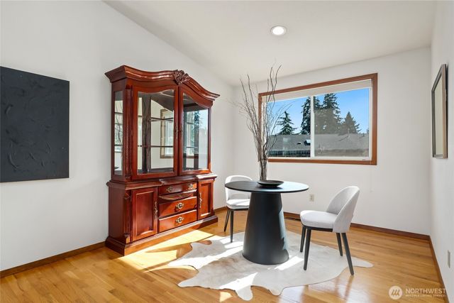 5430 170th Place SW, Lynnwood, WA 98037