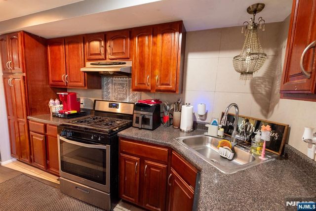 233-12 Nesbit Terrace, Irvington, NJ 07111