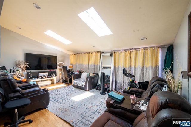 233-12 Nesbit Terrace, Irvington, NJ 07111