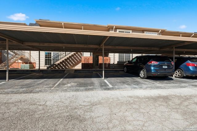 7500 Callaghan Rd Apt 337, San Antonio, TX 78229