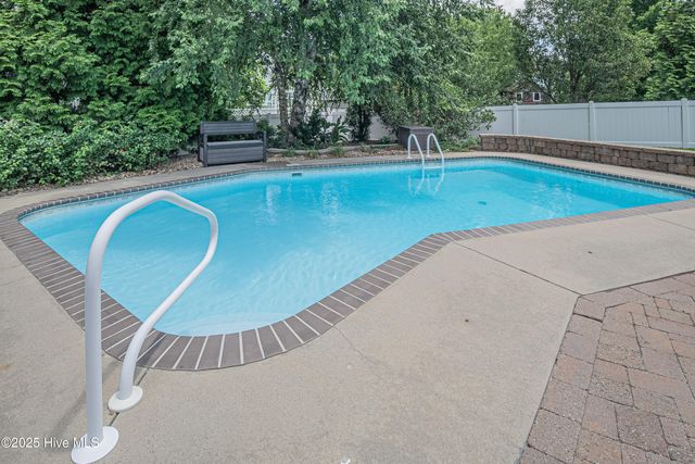 3729 Colony Woods Drive, Greenville, NC 27834