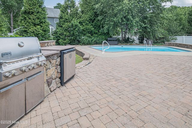 3729 Colony Woods Drive, Greenville, NC 27834