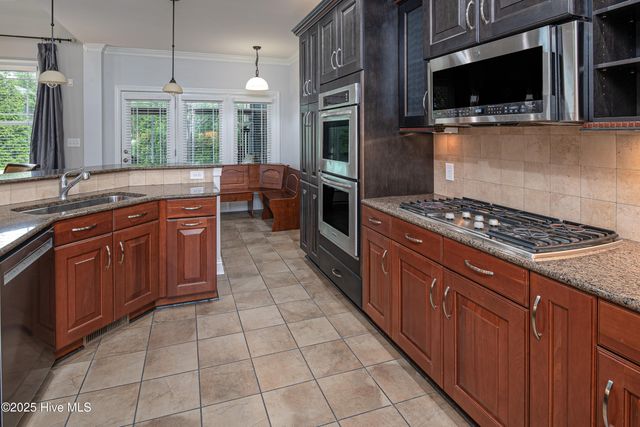 3729 Colony Woods Drive, Greenville, NC 27834