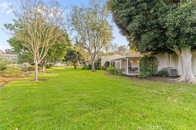 3422 Calle Azul A, Laguna Woods, CA 92637