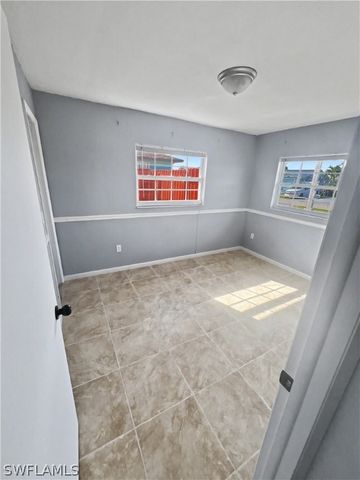 7658 Laurel Valley RD, Fort Myers, FL 33967