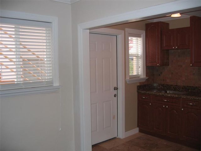 115 Antiquera Ave 2, Coral Gables, FL 33134