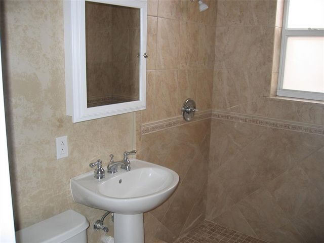 115 Antiquera Ave 2, Coral Gables, FL 33134