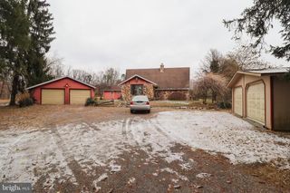 81 RUPP RD, Gettysburg, PA 17325
