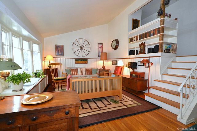 11 Cherokee Street, Massapequa, NY 11758