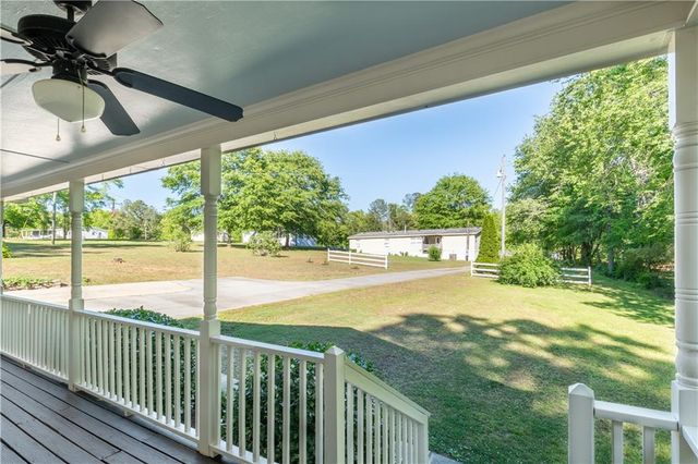 1633 Cole Creek Rd, Dallas, GA 30157