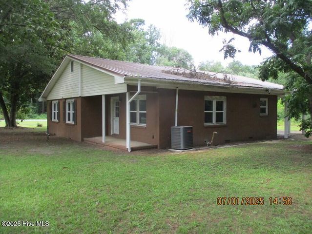 166 N Nc 11 And 903 Highway, Kenansville, NC 28349