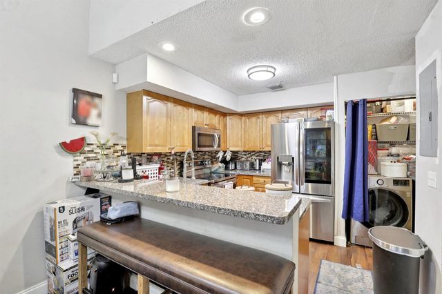 7208 Sportsmans Drive, North Lauderdale, FL 33068