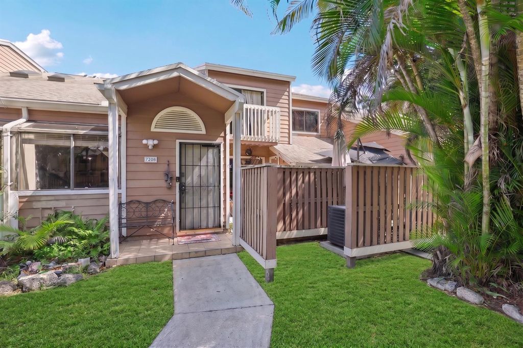 7208 Sportsmans Drive, North Lauderdale, FL 33068