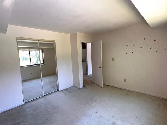 3 Bridgeview Cir 55, Tyngsborough, MA 01879