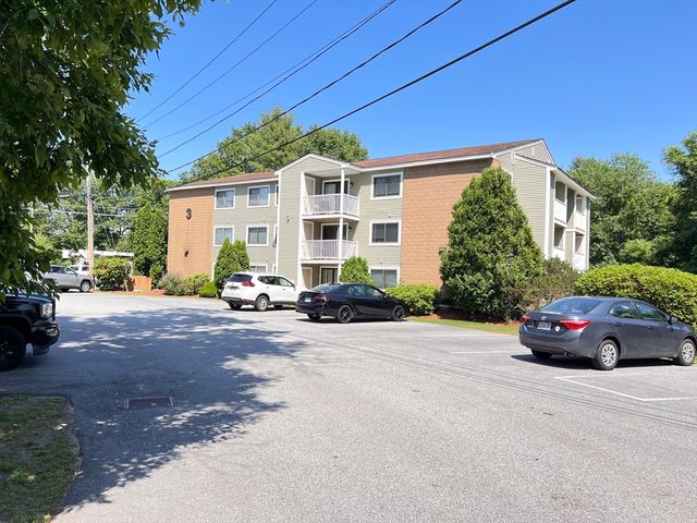 3 Bridgeview Cir 55, Tyngsborough, MA 01879