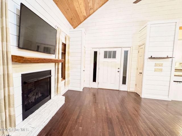 172 Gardenia Court, Marble, NC 28905